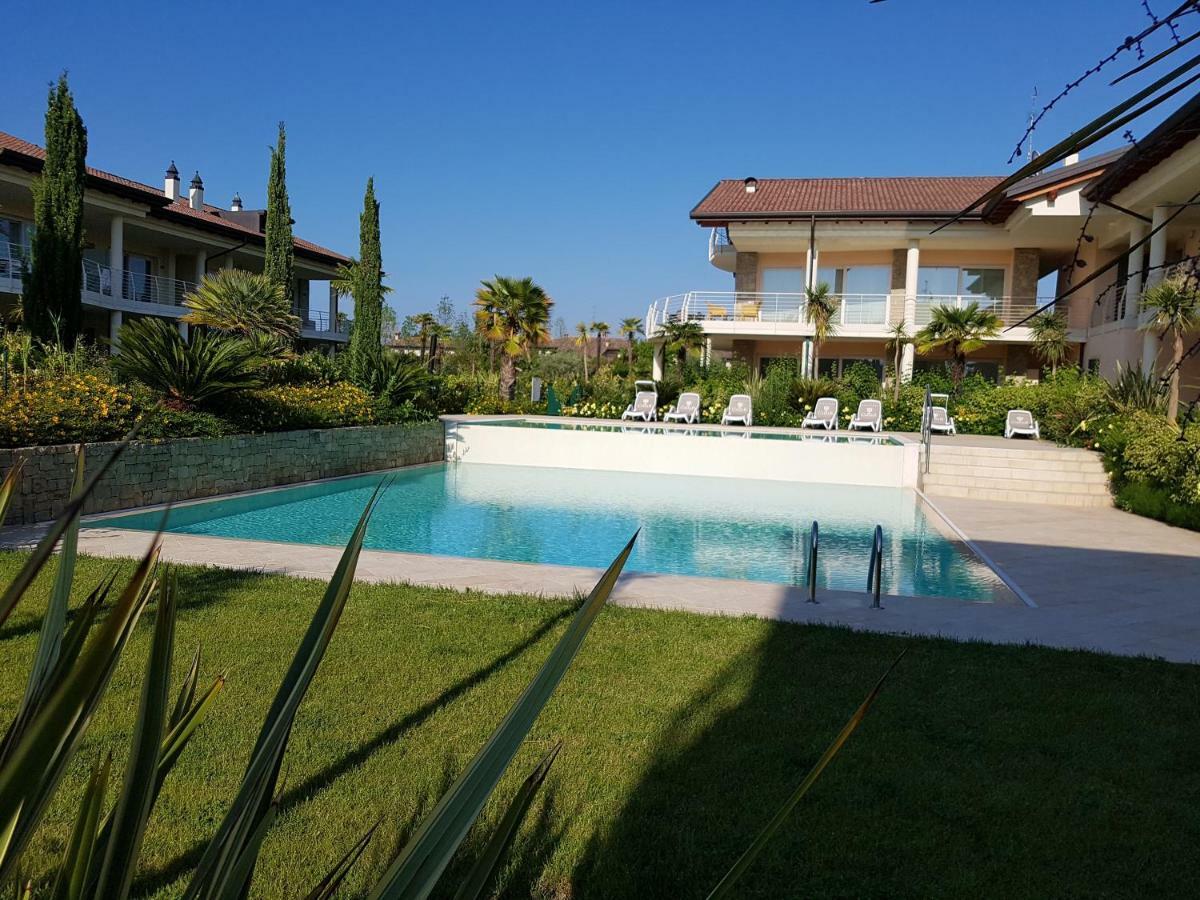De Luxe Apartments Eden Sirmione Eksteriør billede